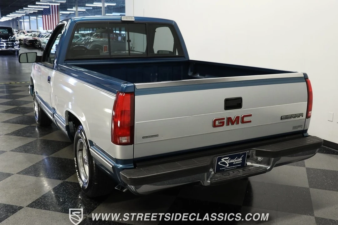 1990 GMC Sierra 1st Gen - Image 8 of 12