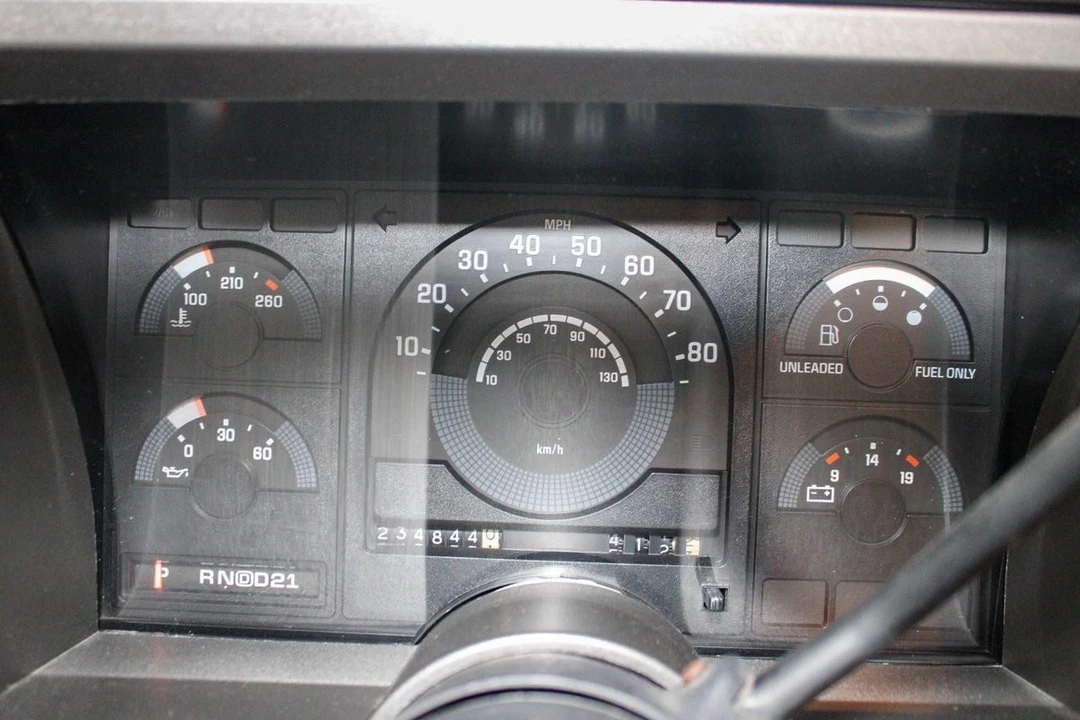1990 GMC Sierra 1st Gen - Image 12 of 12
