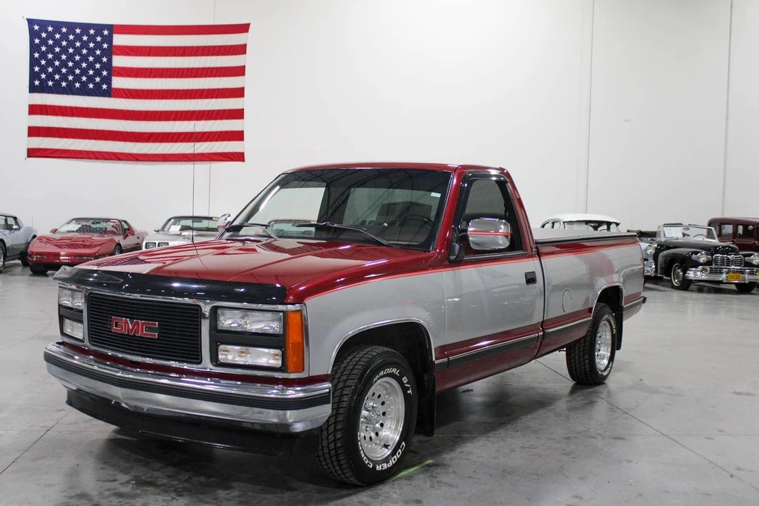 1990 GMC Sierra 1st Gen - Image 3 of 12