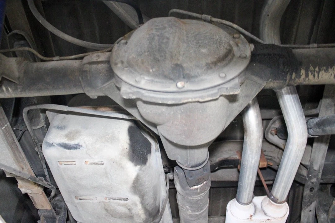 1990 GMC Sierra 1st Gen - Image 18 of 21