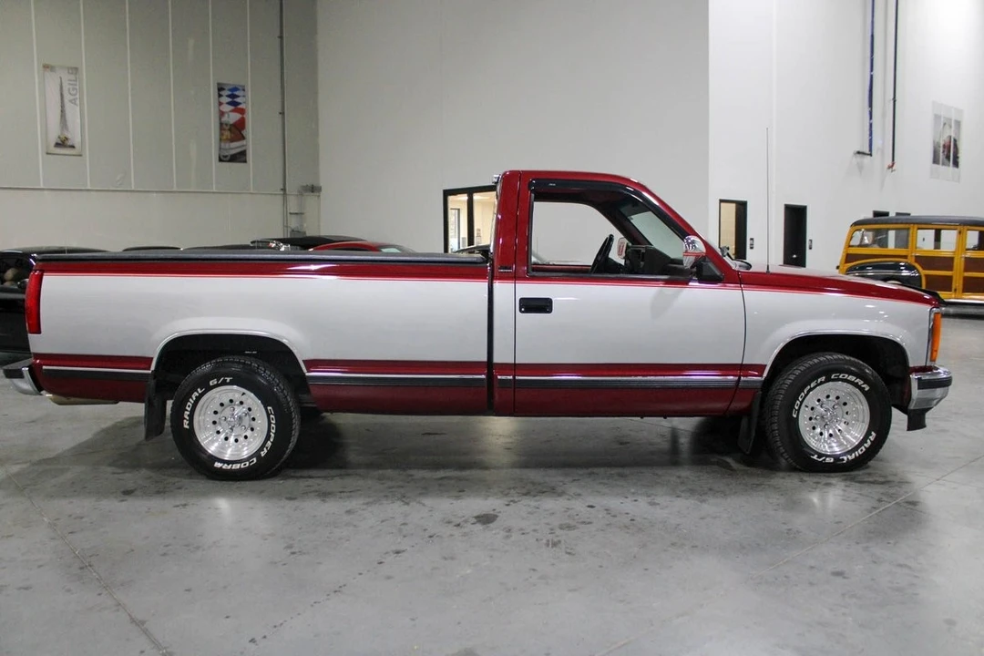 1990 GMC Sierra 1st Gen - Image 8 of 21