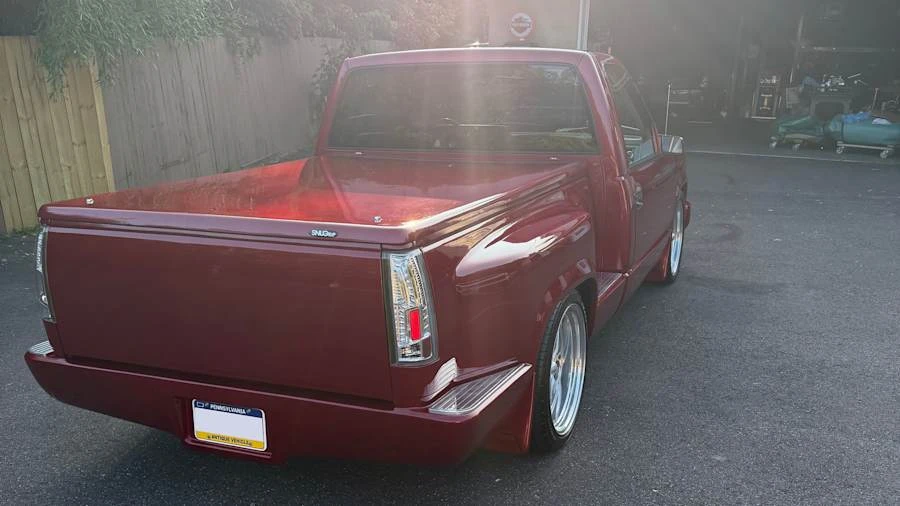 1990 GMC Sierra 1st Gen - Image 3 of 23
