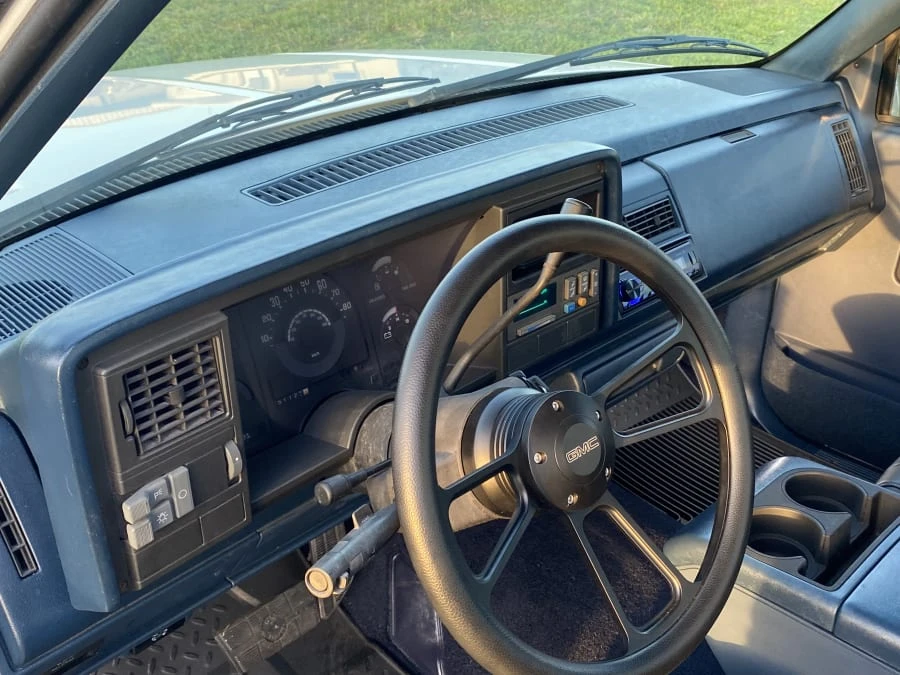 1990 GMC Sierra 1st Gen - Image 6 of 12