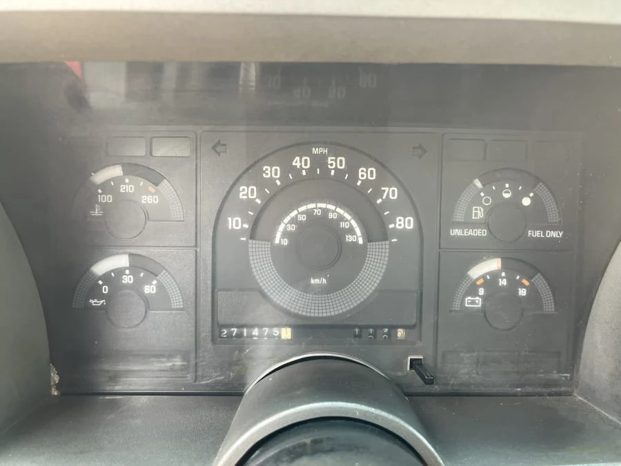 1990 GMC Sierra 1st Gen - Image 19 of 22