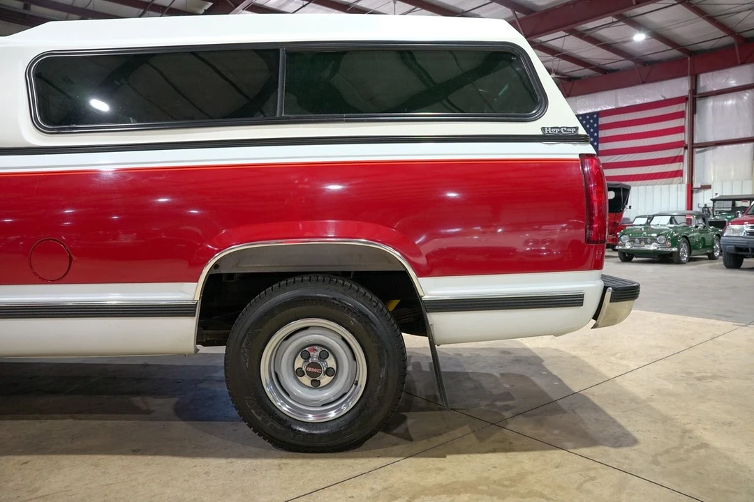 1990 GMC Sierra 1st Gen - Image 5 of 12