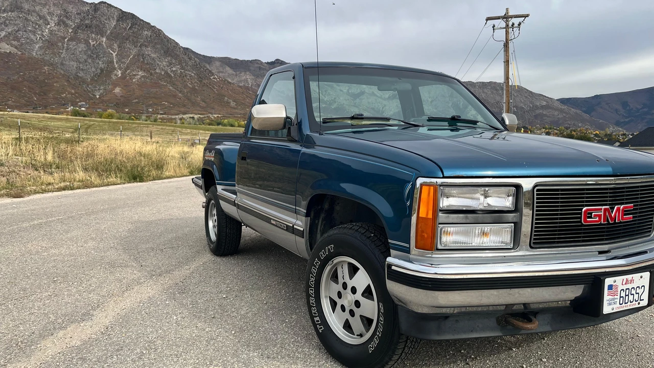 1990 GMC Sierra 1st Gen - Image 9 of 31