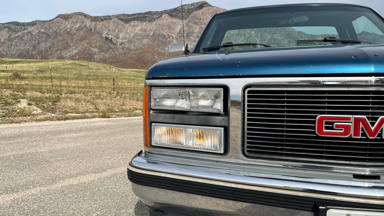 1990 GMC Sierra 1st Gen - Image 10 of 31