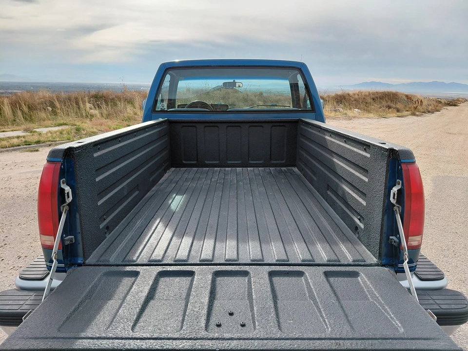 1990 GMC Sierra 1st Gen - Image 24 of 31