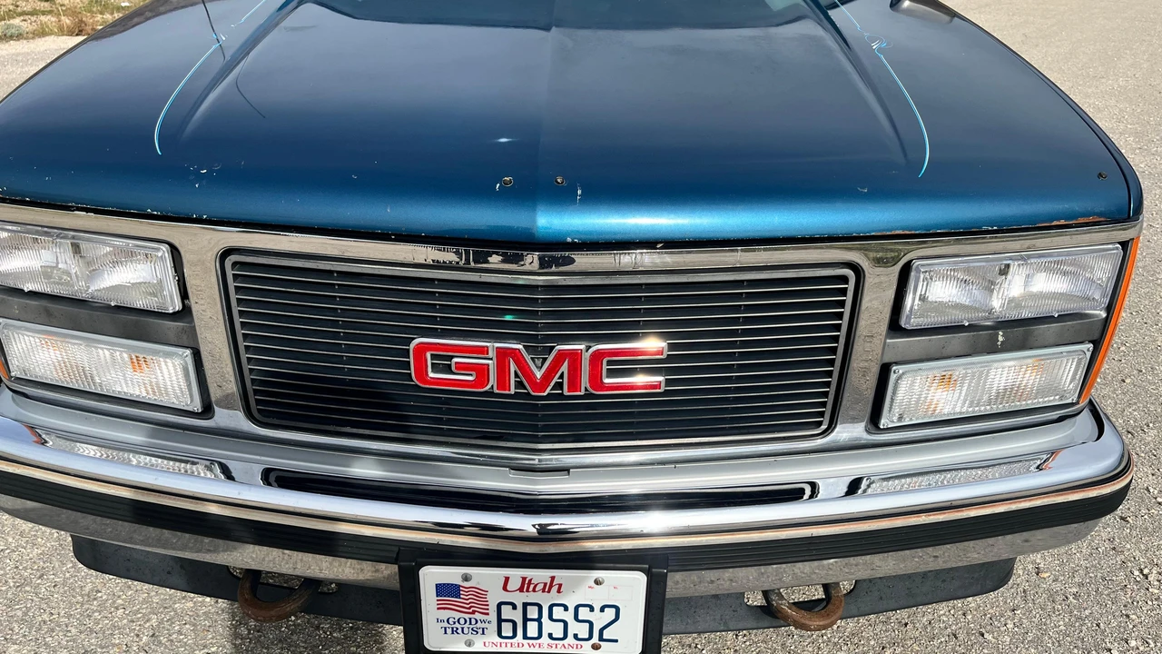 1990 GMC Sierra 1st Gen - Image 11 of 31