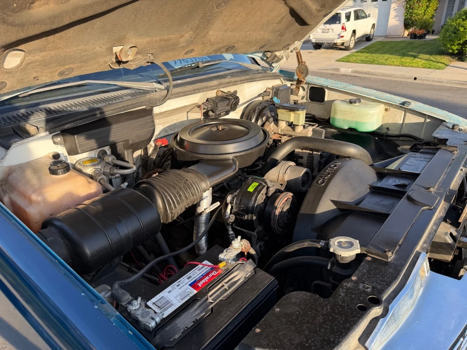 1990 GMC Sierra 1st Gen - Image 19 of 21