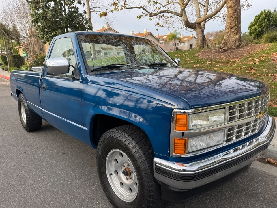 1990 GMC Sierra 1st Gen - Image 12 of 21