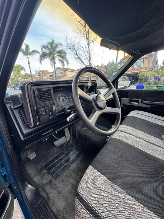 1990 GMC Sierra 1st Gen - Image 4 of 21