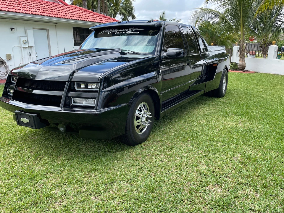 1990 GMC Sierra 1st Gen - Image 8 of 31