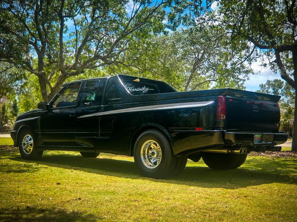 1990 GMC Sierra 1st Gen - Image 12 of 31