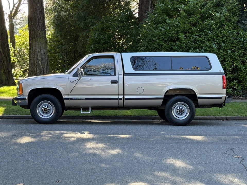 1990 GMC Sierra 1st Gen - Image 4 of 31
