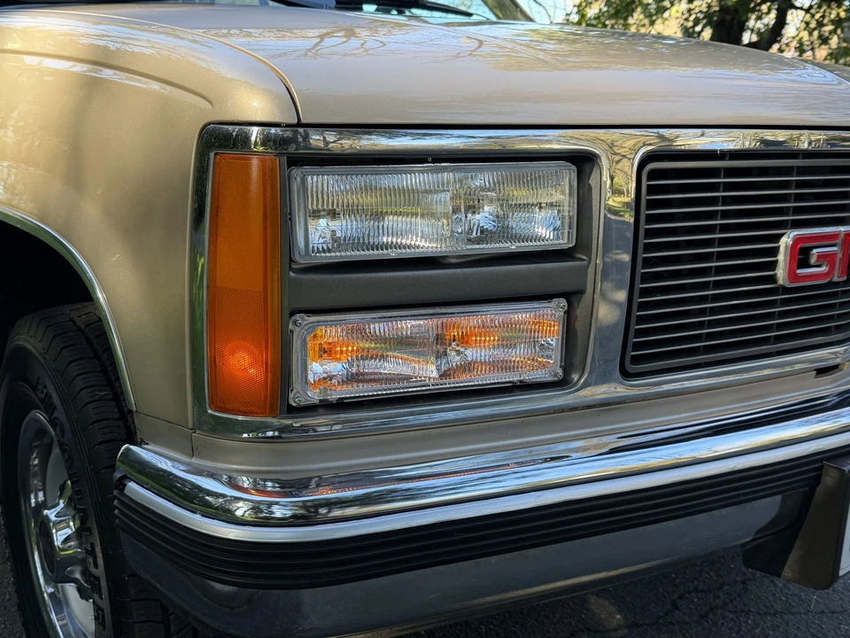 1990 GMC Sierra 1st Gen - Image 22 of 31
