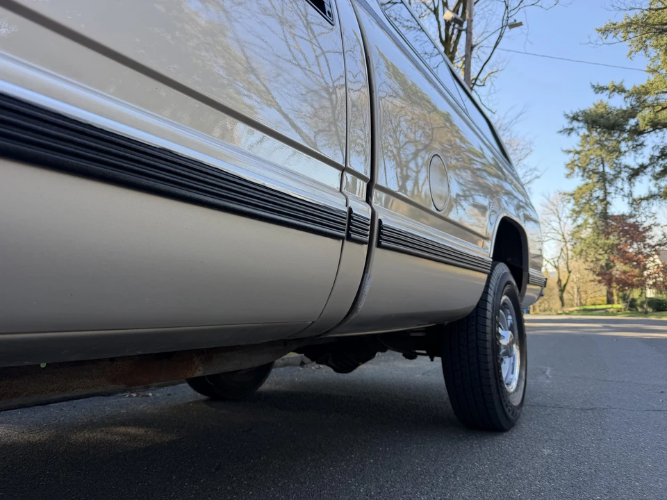 1990 GMC Sierra 1st Gen - Image 15 of 31