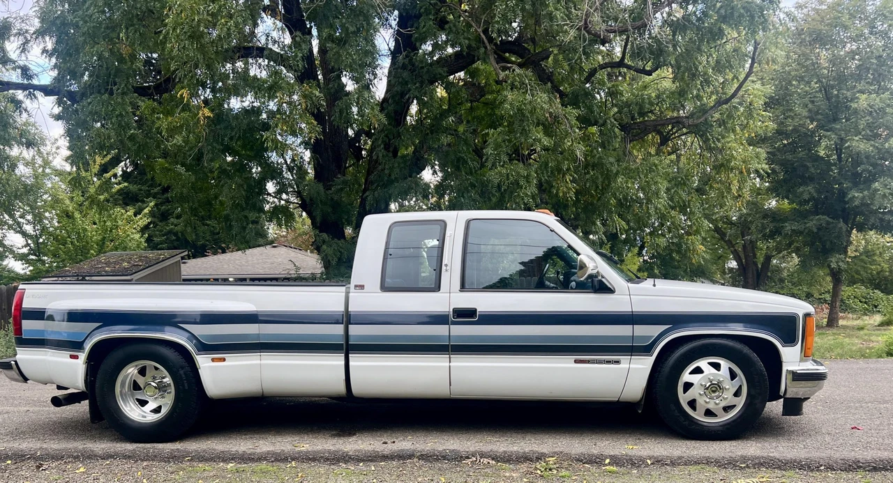 1990 GMC Sierra 1st Gen - Image 19 of 31
