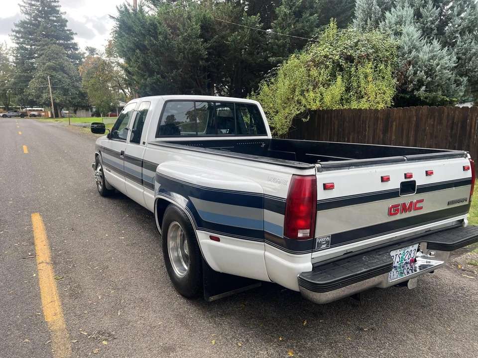 1990 GMC Sierra 1st Gen - Image 24 of 31