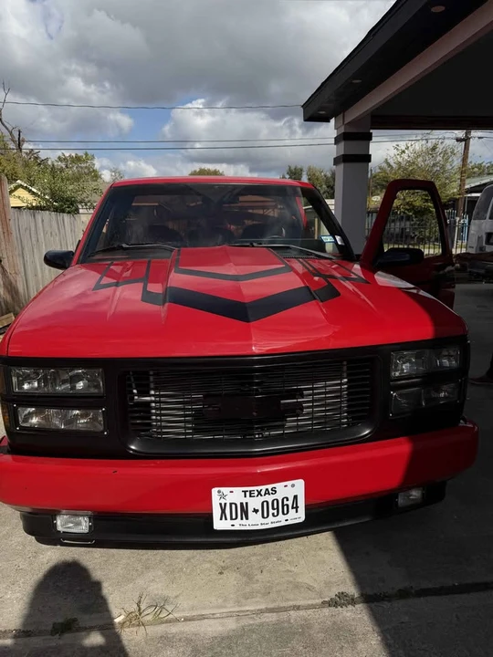 1990 GMC Sierra 1st Gen - Image 5 of 6