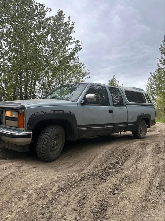 1990 GMC Sierra 1st Gen - Image 3 of 19