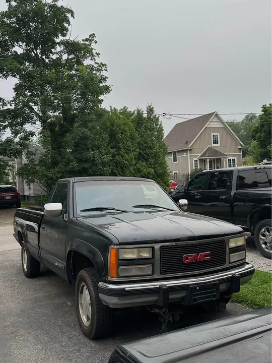 1990 GMC Sierra 1st Gen - Image 5 of 9