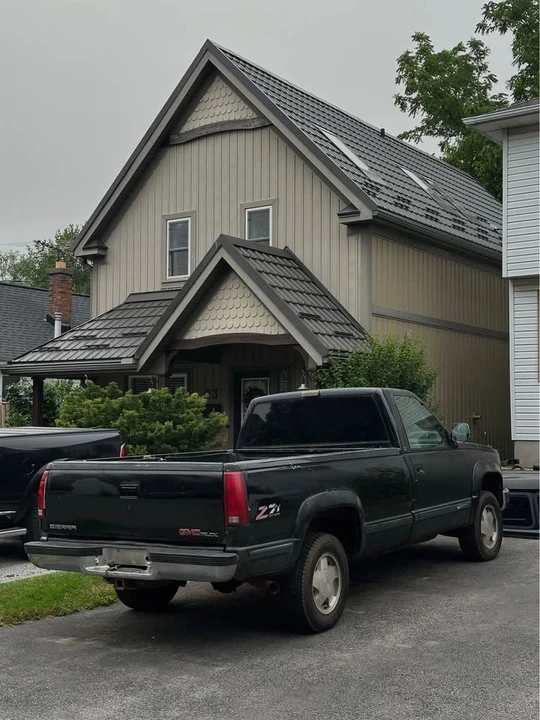 1990 GMC Sierra 1st Gen - Image 2 of 9