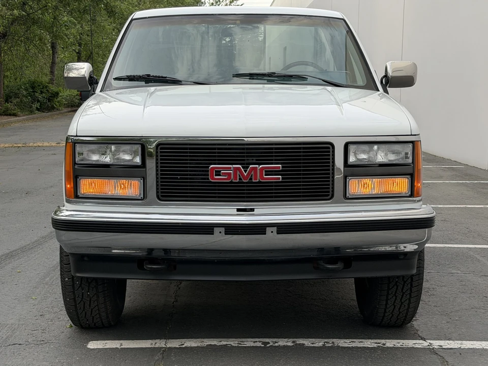 1990 GMC Sierra 1st Gen - Image 4 of 31