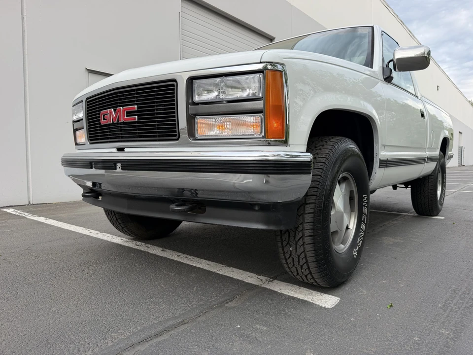 1990 GMC Sierra 1st Gen - Image 5 of 31