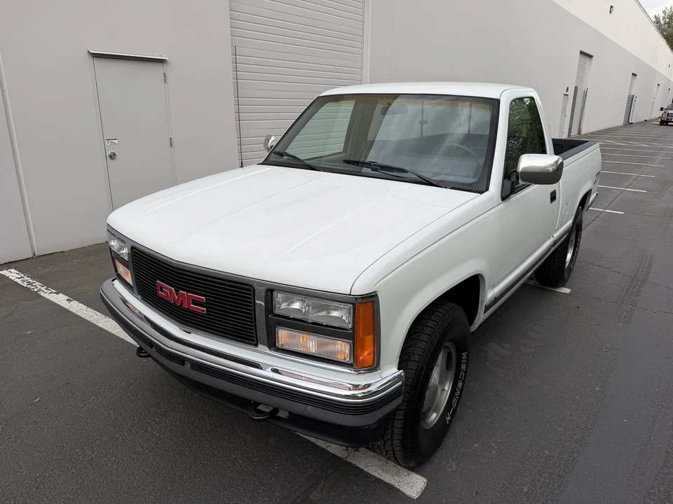 1990 GMC Sierra 1st Gen - Image 6 of 31