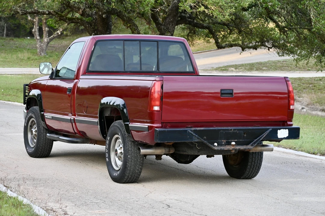 1990 GMC Sierra 1st Gen - Image 8 of 31