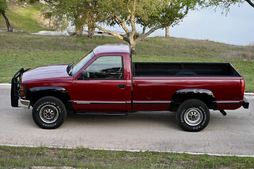 1990 GMC Sierra 1st Gen - Image 5 of 31