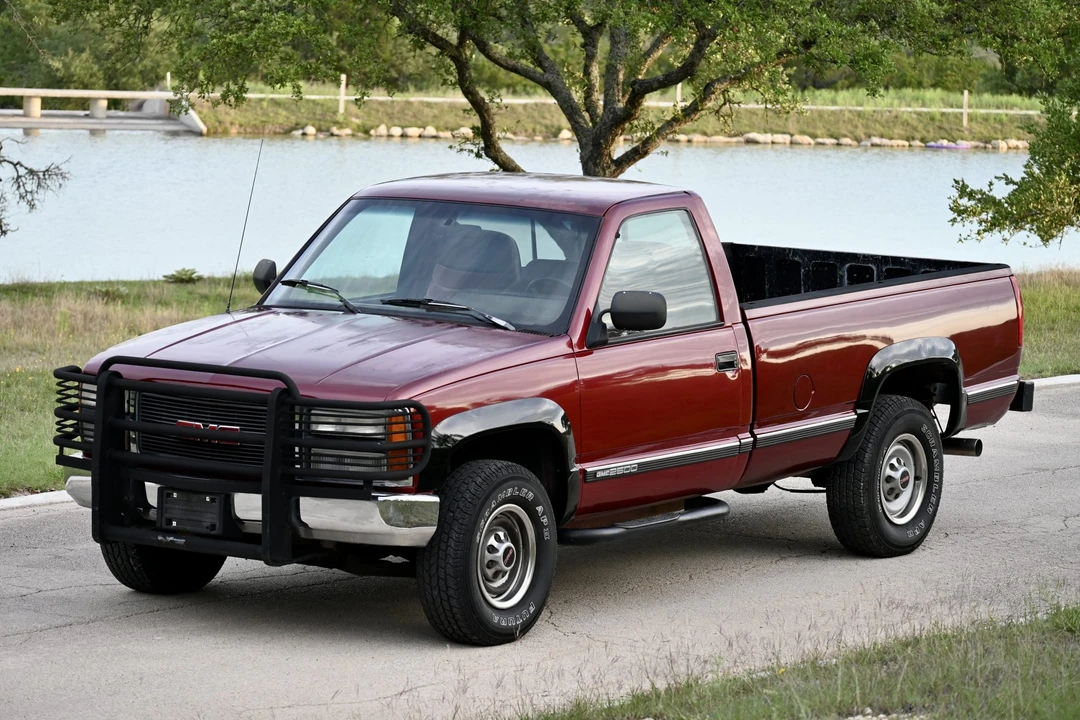 1990 GMC Sierra 1st Gen - Image 3 of 31