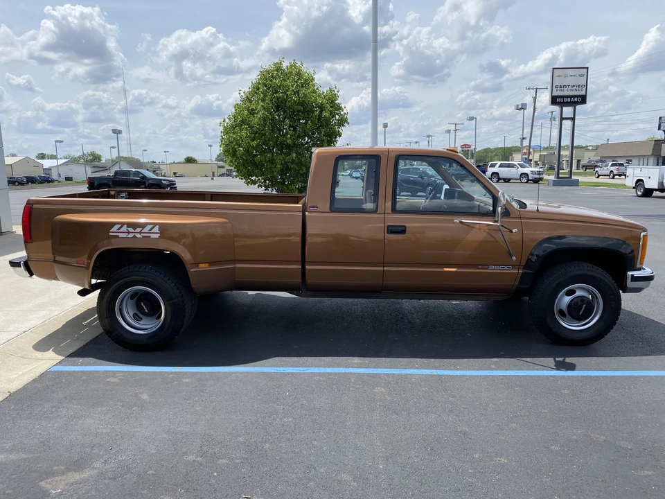 1990 GMC Sierra 1st Gen - Image 13 of 31