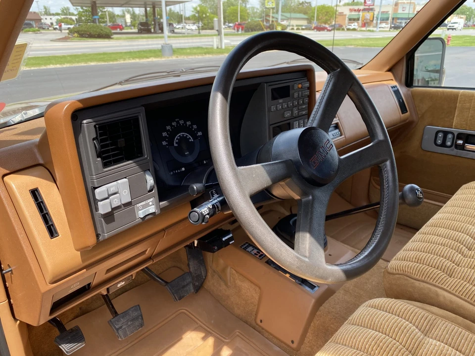 1990 GMC Sierra 1st Gen - Image 31 of 31