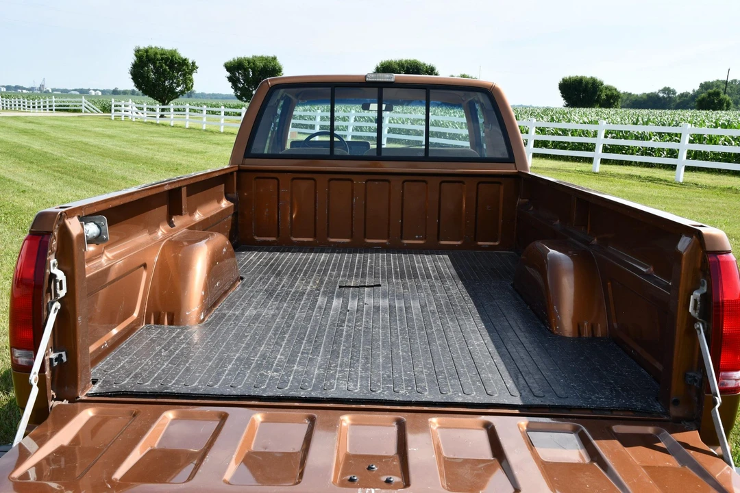 1990 GMC Sierra 1st Gen - Image 24 of 31