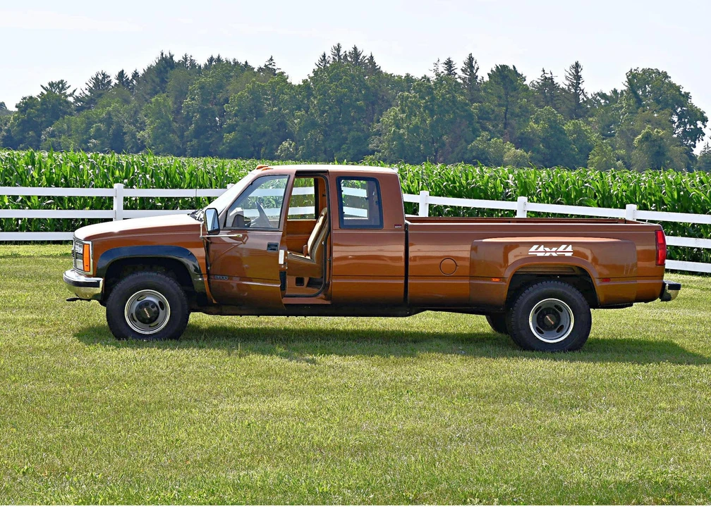 1990 GMC Sierra 1st Gen - Image 5 of 31