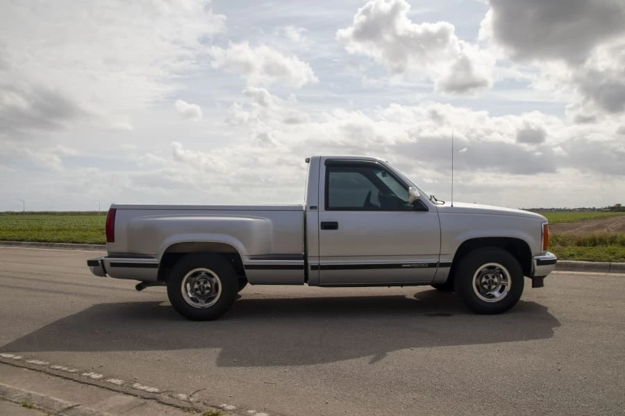1990 GMC Sierra 1st Gen - Image 6 of 28