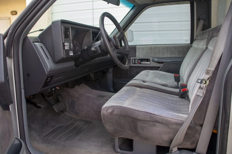 1990 GMC Sierra 1st Gen - Image 22 of 28
