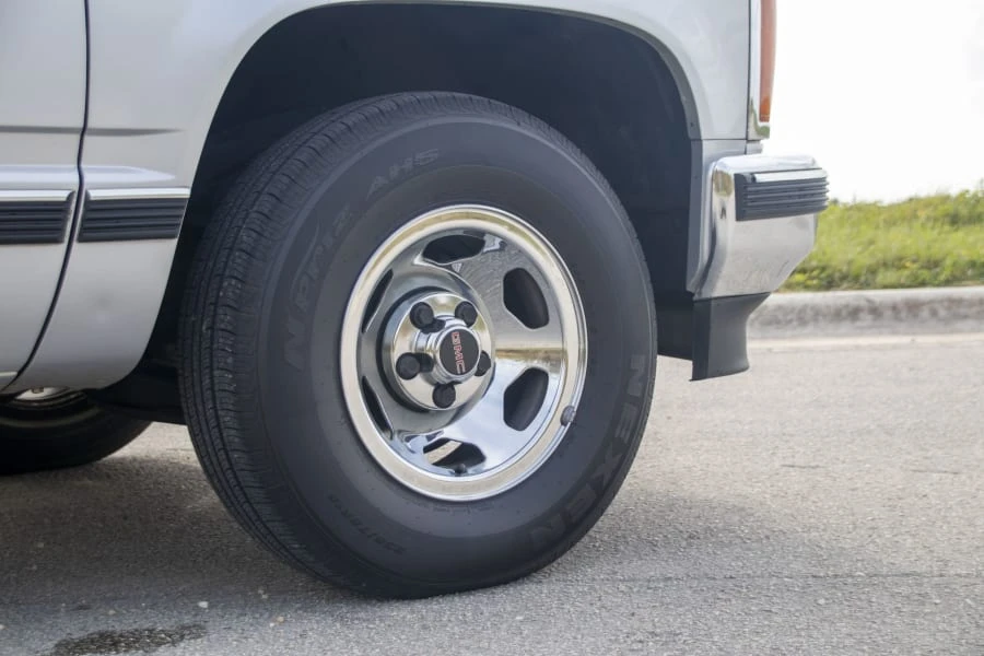 1990 GMC Sierra 1st Gen - Image 10 of 28