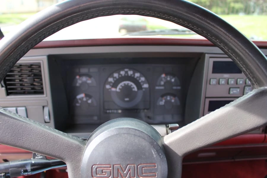 1990 GMC Sierra 1st Gen - Image 5 of 12