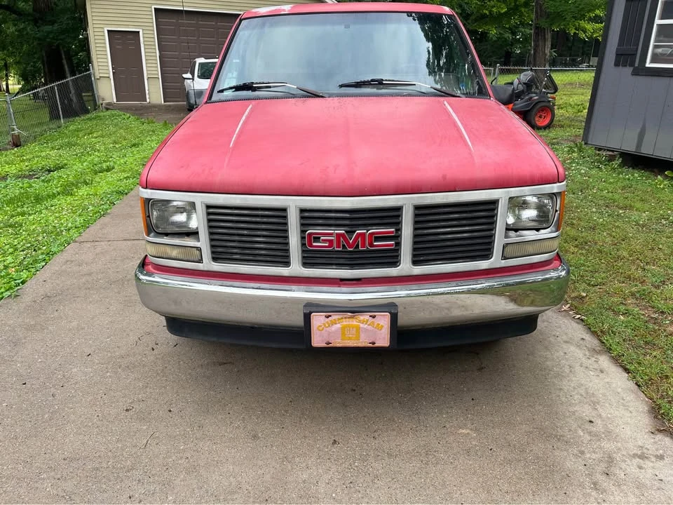 1990 GMC Sierra 1st Gen - Image 2 of 15