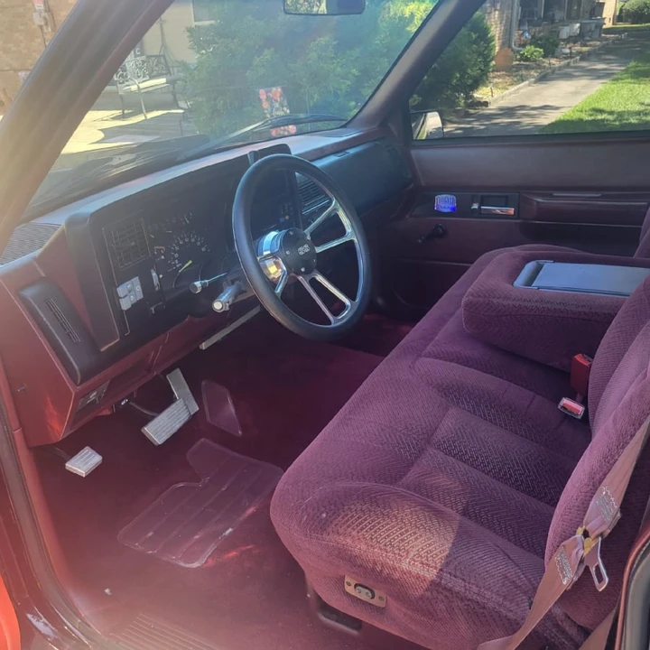 1990 GMC Sierra 1st Gen - Image 8 of 9