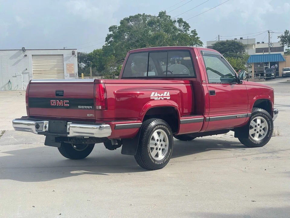 1990 GMC Sierra 1st Gen - Image 30 of 31