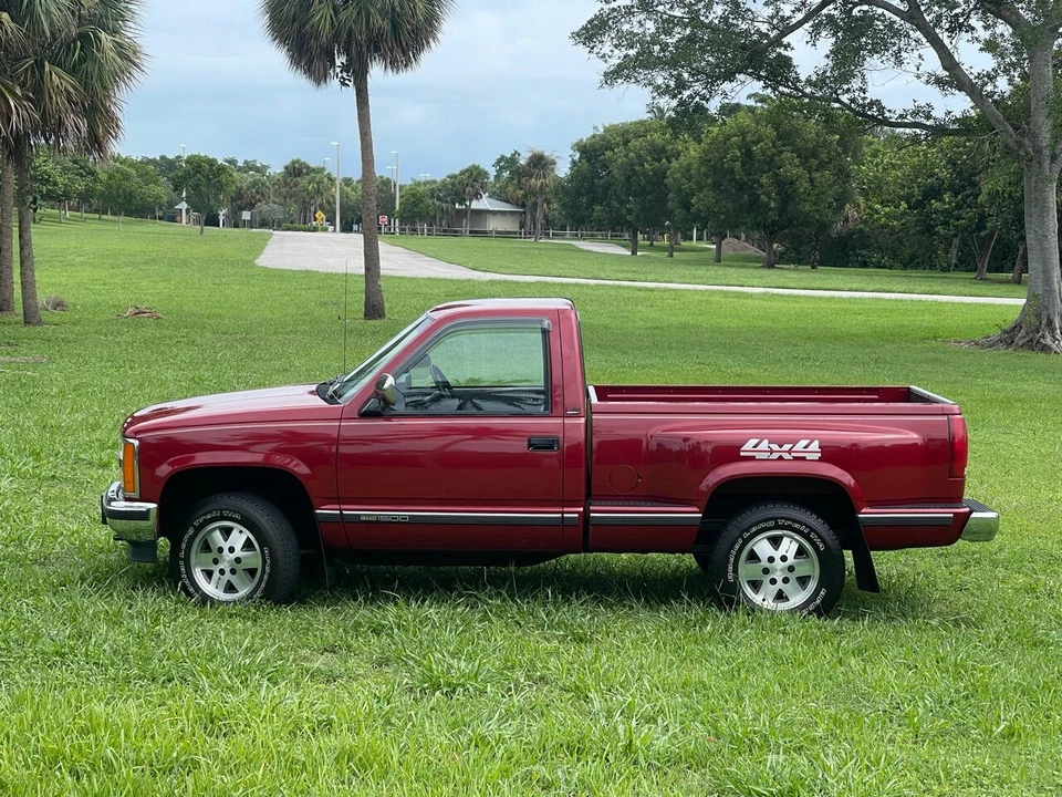 1990 GMC Sierra 1st Gen - Image 7 of 31