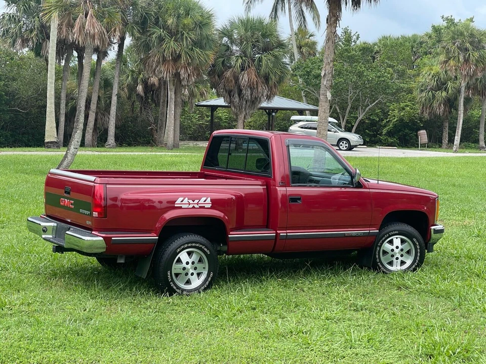 1990 GMC Sierra 1st Gen - Image 16 of 31