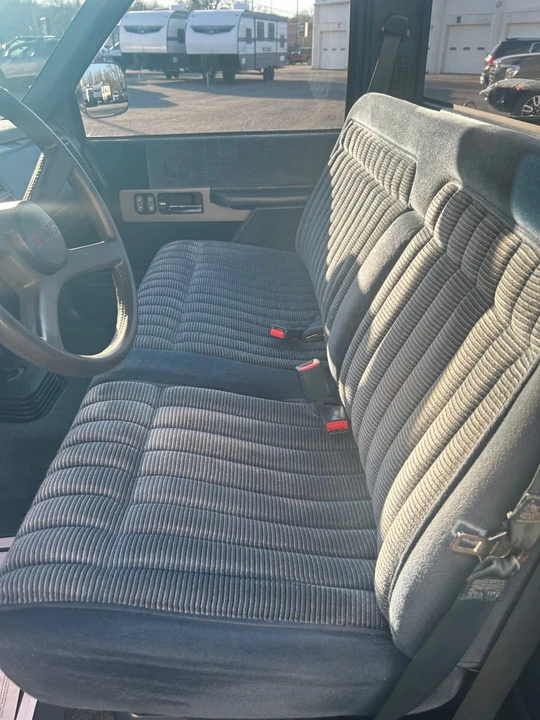 1990 GMC Sierra 1st Gen - Image 12 of 15