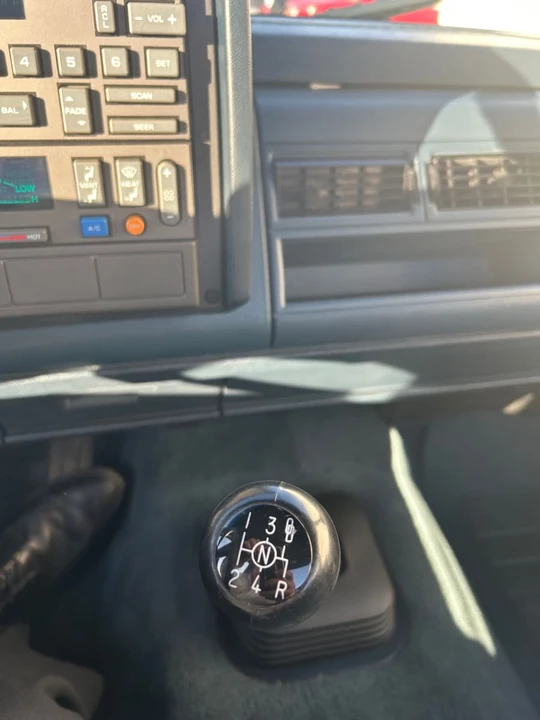 1990 GMC Sierra 1st Gen - Image 8 of 15