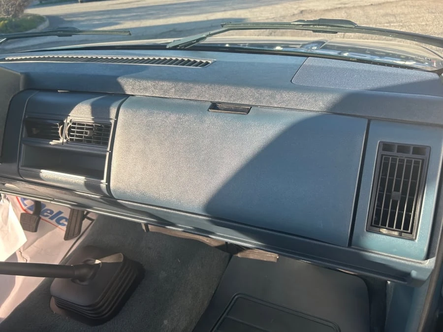 1990 GMC Sierra 1st Gen - Image 10 of 15