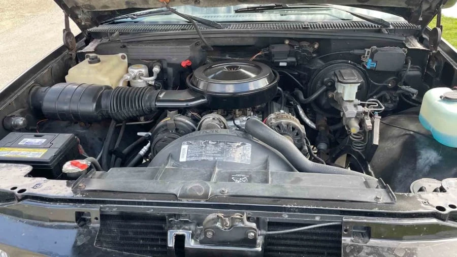 1990 GMC Sierra 1st Gen - Image 5 of 11